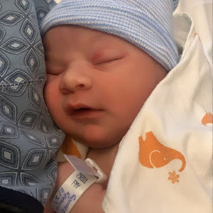 Meet your Posher, Esperanza